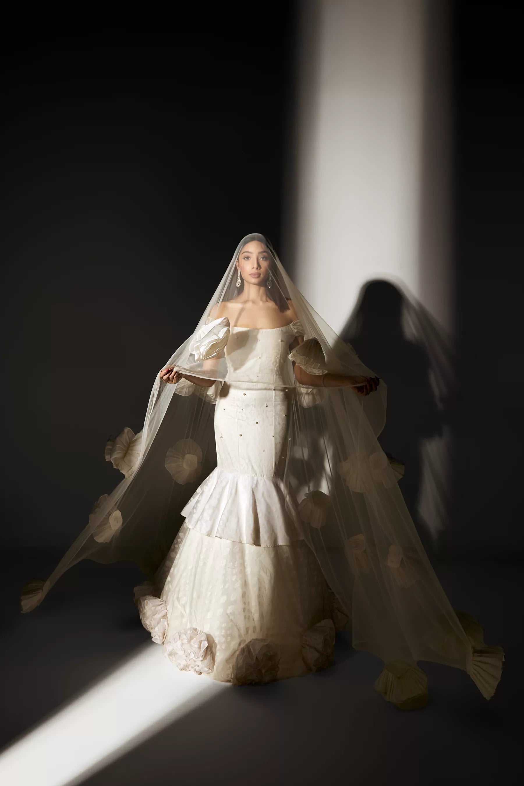 Forward Veil bridal look